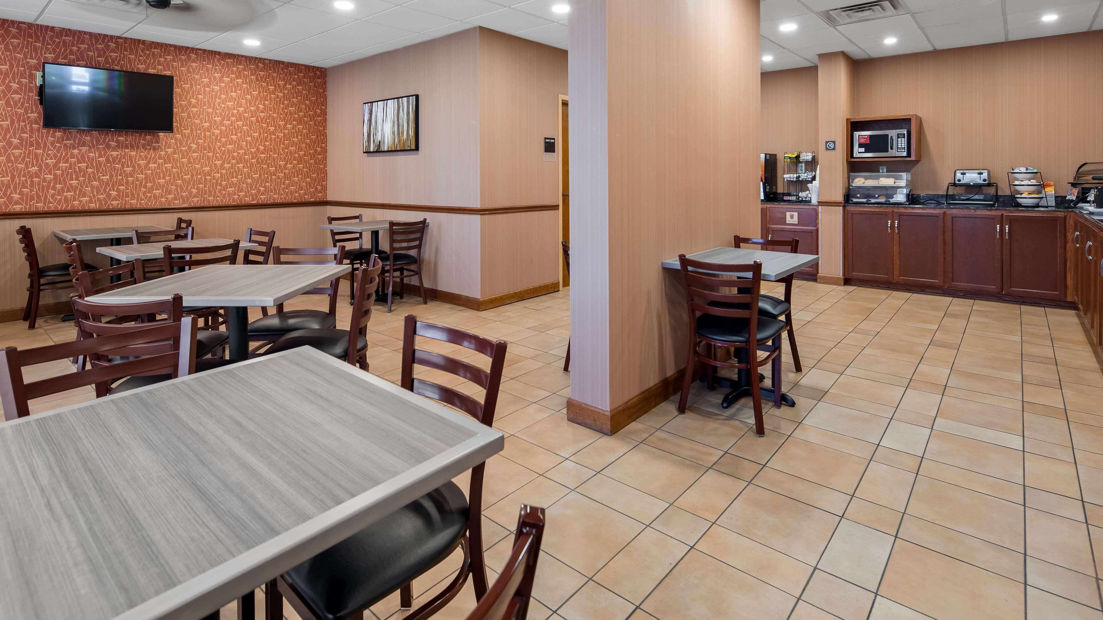 Best Western North Roanoke Troutville Exterior photo