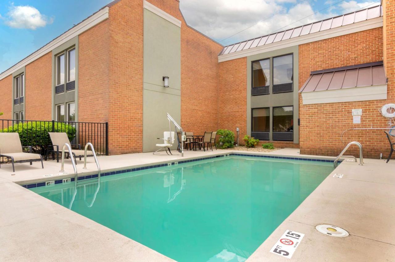 Best Western North Roanoke Troutville Exterior photo