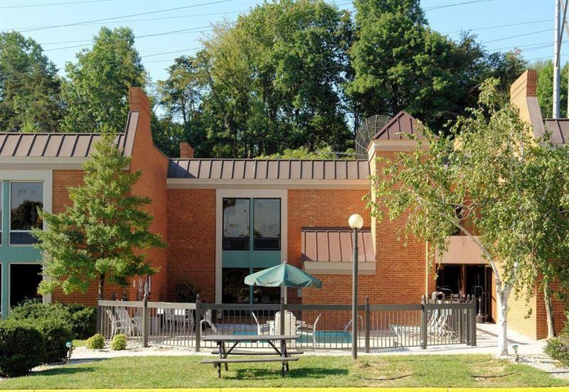 Best Western North Roanoke Troutville Exterior photo